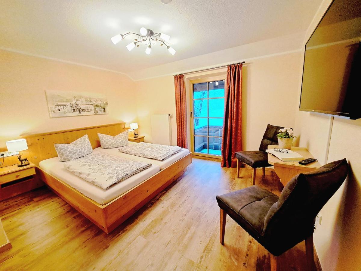 Füssen Pension Carina מראה חיצוני תמונה