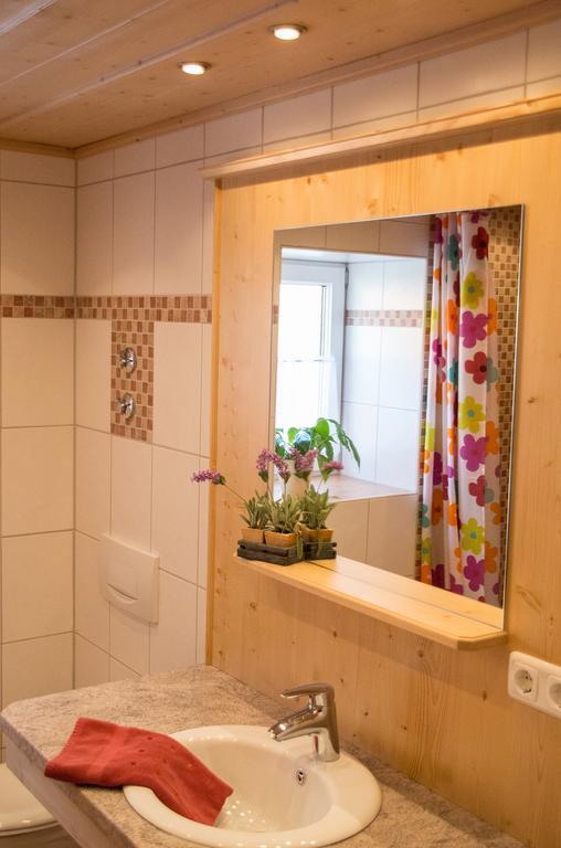 Füssen Pension Carina מראה חיצוני תמונה