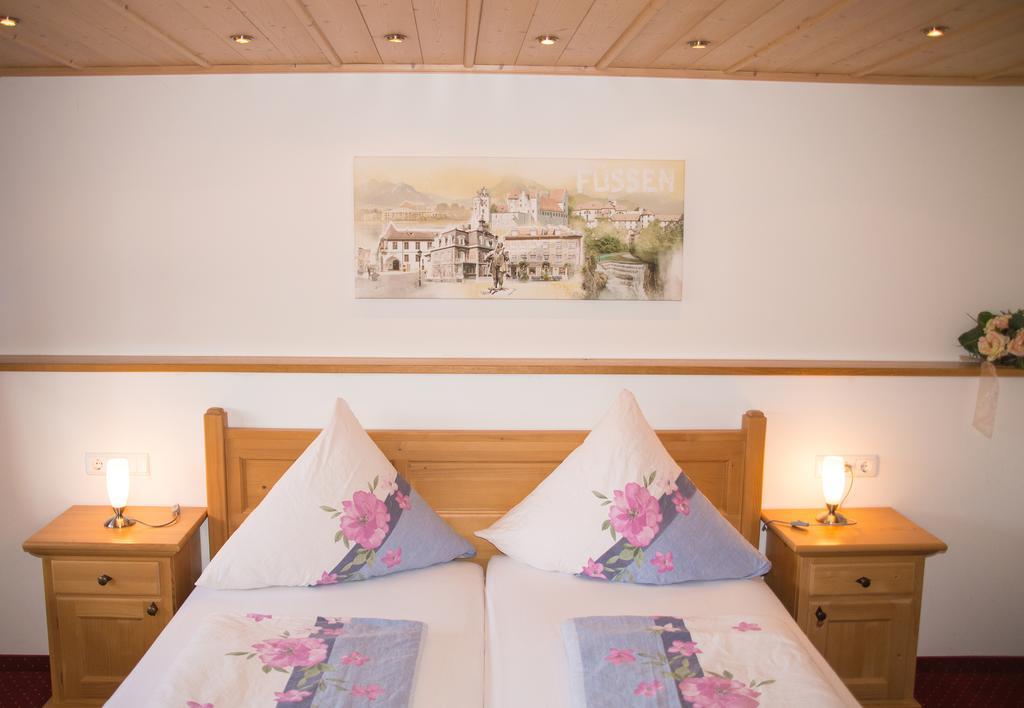 Füssen Pension Carina חדר תמונה
